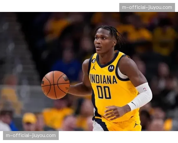 马瑟林无球跑动积极性 快船弱侧接应点数量获补充